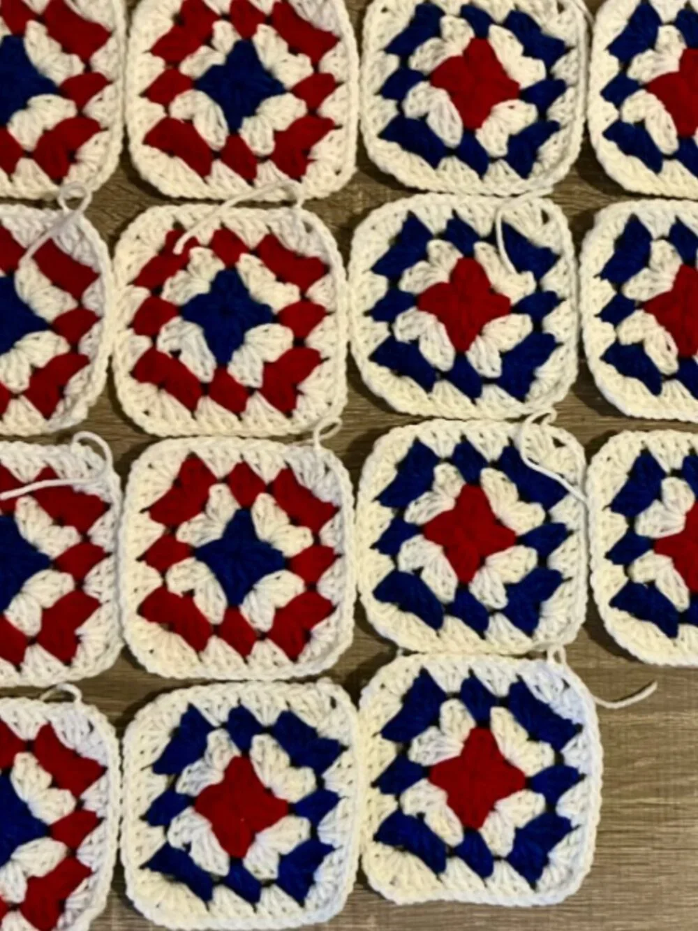 Lot of 15 4.5” Americana Crochet TRADITIONAL GRANNY SQUARES Afghan Blanket